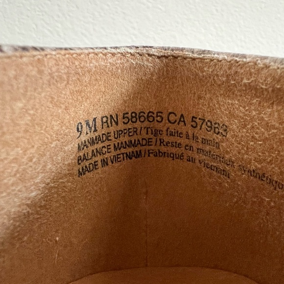 Susina faux snakeskin low wedge - Picture 3 of 9